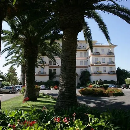 Grand Fagiano Palace 3* Formia
